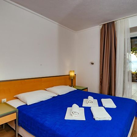 Hotel Savojo Petrovac 외부 사진