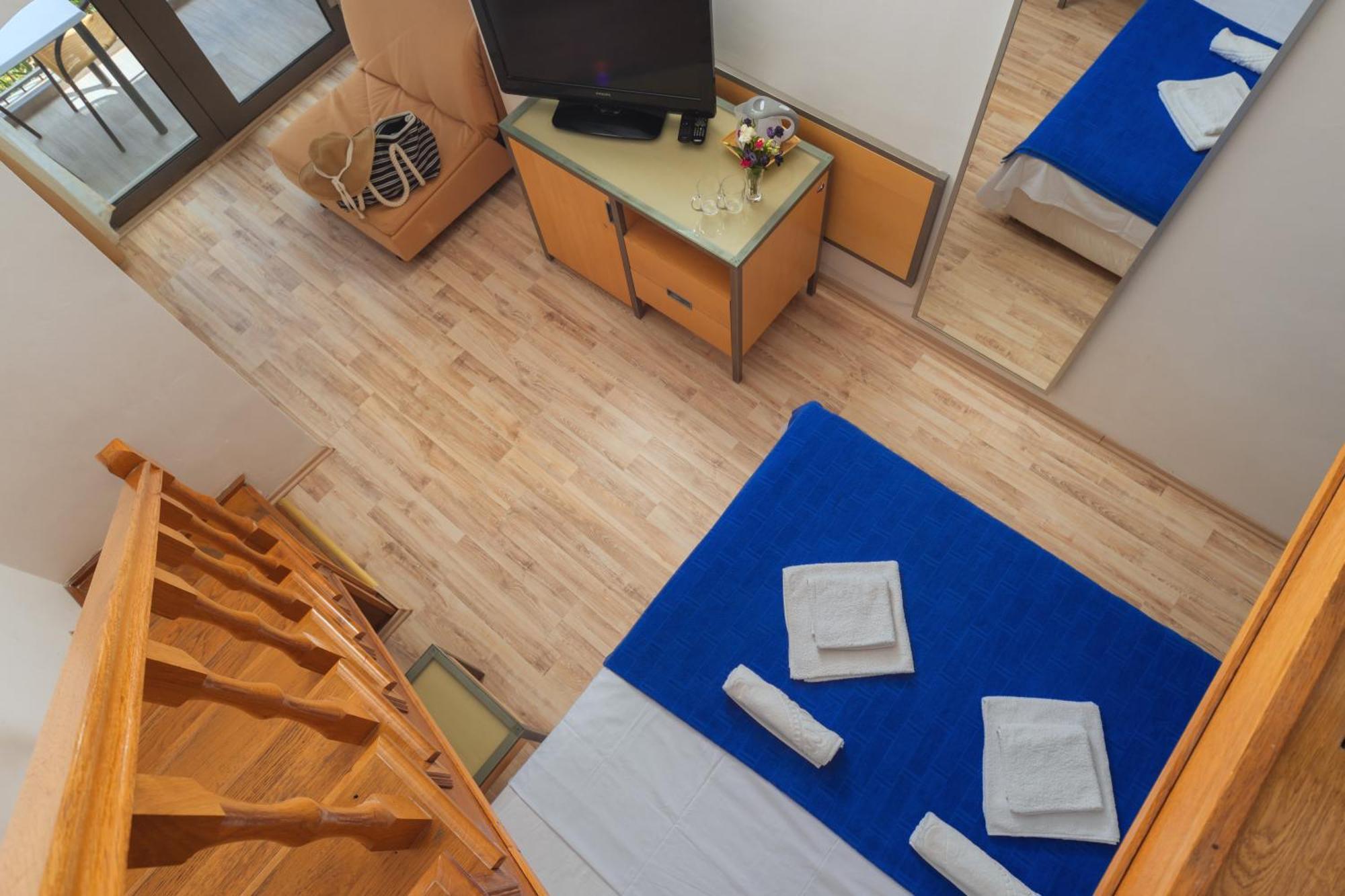 Hotel Savojo Petrovac 외부 사진