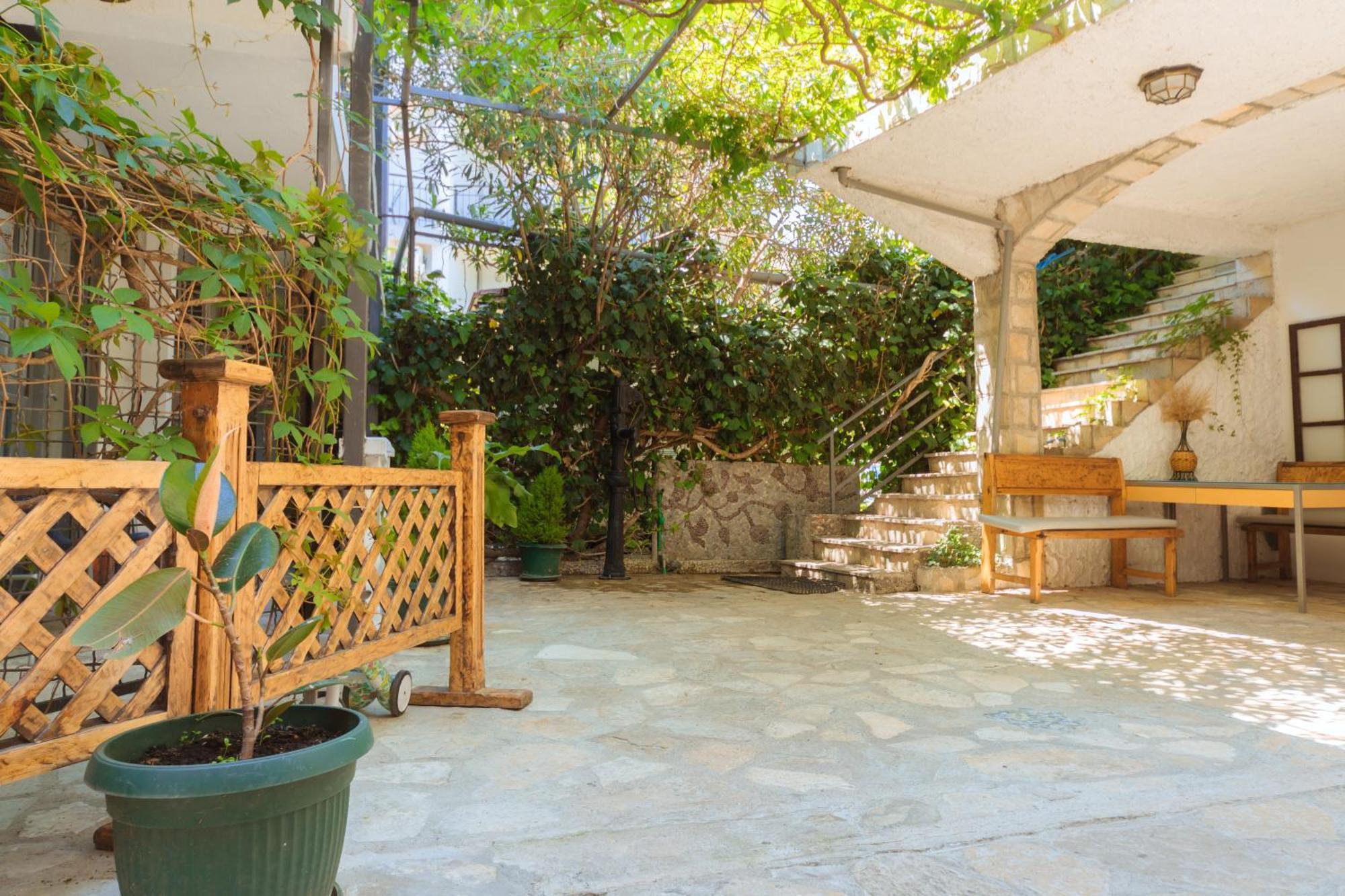 Hotel Savojo Petrovac 외부 사진